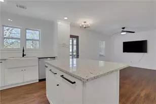 1770 Crestridge Dr SE, Marietta, GA 30067 - Photo 5