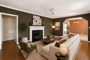 2597 Elsinore St, East Point, GA 30344 - Photo 5