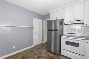 2597 Elsinore St, East Point, GA 30344 - Photo 19
