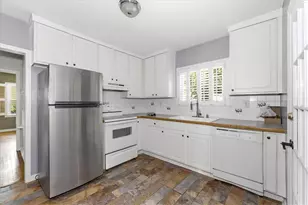 2597 Elsinore St, East Point, GA 30344 - Photo 17