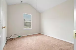 5515 Lofwood Ln, Lithonia, GA 30058 - Photo 11