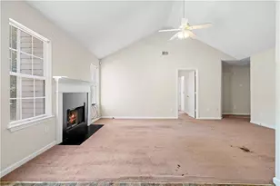 5515 Lofwood Ln, Lithonia, GA 30058 - Photo 5