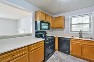 1904 Country Park Dr SE, Smyrna, GA 30080 - Photo 11