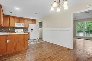 1705 Bismarck Cir, Winder, GA 30680 - Photo 7
