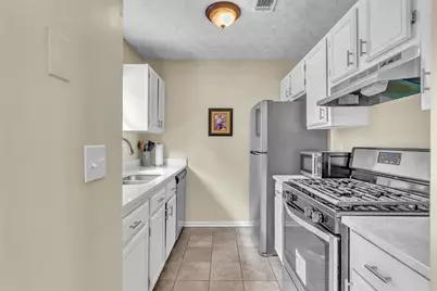 5300 Forest Downs Lane, Atlanta, GA 30349 - Photo 7
