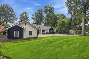 5384 Harris Cir, Dunwoody, GA 30338 - Photo 21