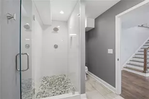 5384 Harris Cir, Dunwoody, GA 30338 - Photo 97