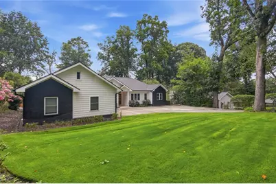 5384 Harris Circle, Dunwoody, GA 30338 - Photo 13