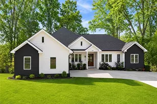 5384 Harris Cir, Dunwoody, GA 30338 - Photo 5