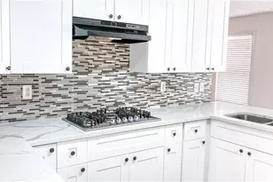 570 Sterling Pointe Ct, Lawrenceville, GA 30043 - Photo 11