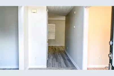 570 Sterling Pointe Court, Lawrenceville, GA 30043 - Photo 5