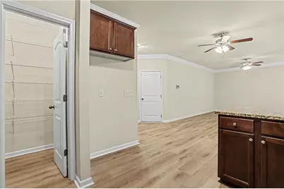 4878 Clarkstone Drive, Flowery Branch, GA 30548 - Photo 9