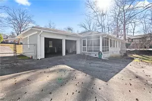 1415 Pollard Dr SW, Atlanta, GA 30311 - Photo 19