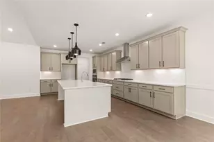8350 Creekside Overlook Dr, Gainesville, GA 30506 - Photo 15