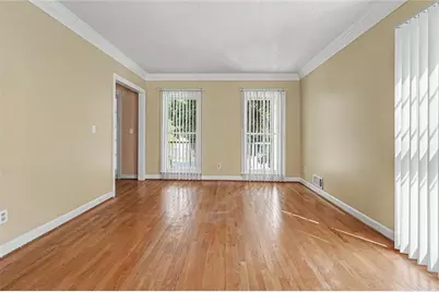 7336 Waters Edge Drive, Stone Mountain, GA 30087 - Photo 17
