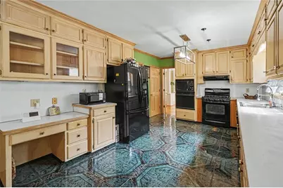 7336 Waters Edge Drive, Stone Mountain, GA 30087 - Photo 13