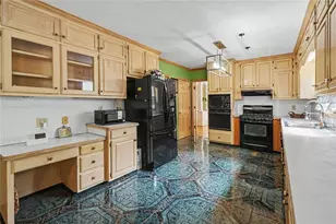 7336 Waters Edge Dr, Stone Mountain, GA 30087 - Photo 13