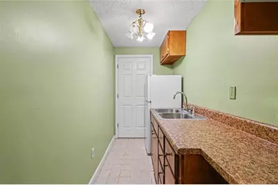 7336 Waters Edge Drive, Stone Mountain, GA 30087 - Photo 45