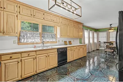 7336 Waters Edge Drive, Stone Mountain, GA 30087 - Photo 15