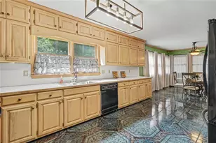 7336 Waters Edge Dr, Stone Mountain, GA 30087 - Photo 15