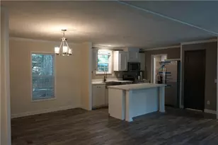 210 Woodland St, Homer, GA 30547 - Photo 5