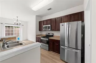 1058 Treymont Ln, Lawrenceville, GA 30045 - Photo 9