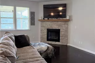 524 Lance View Ln, Lawrenceville, GA 30045 - Photo 9