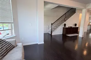 524 Lance View Ln, Lawrenceville, GA 30045 - Photo 3