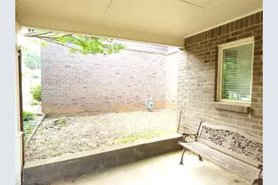 1572 Circlestone Drive, Stone Mountain, GA 30088 - Photo 3