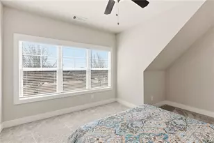 6878 S Bluff Ct, Gainesville, GA 30506 - Photo 33
