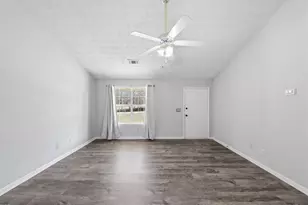 133 Carols Ln, Locust Grove, GA 30248 - Photo 3