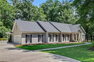 3040 Spalding Dr, Atlanta, GA 30350 - Photo 3