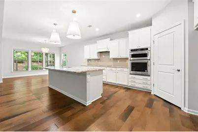 5625 Willow Springs Place, Hoschton, GA 30548 - Photo 19