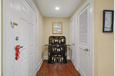 2855 Peachtree Road NE #205, Atlanta, GA 30305 - Photo 5