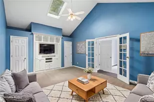 985 Spring Brook Dr, Lawrenceville, GA 30043 - Photo 17