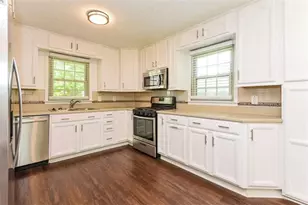 6581 Windsor Dr, Acworth, GA 30102 - Photo 5