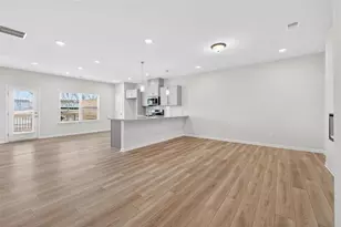 42 Jacobs Farm Ln, Lawrenceville, GA 30045 - Photo 3