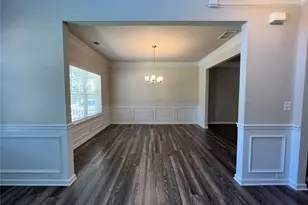 185 Cherokee Reserve Cir, Canton, GA 30115 - Photo 3