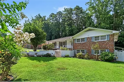 2700 Hayden Drive, East Point, GA 30344 - Photo 3