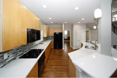 1354 Brookhaven Village Circle NE, Brookhaven, GA 30319 - Photo 11