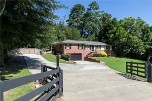 2133 Sandy Plains Rd, Marietta, GA 30066 - Photo 41