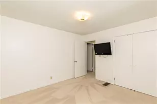2133 Sandy Plains Rd, Marietta, GA 30066 - Photo 29