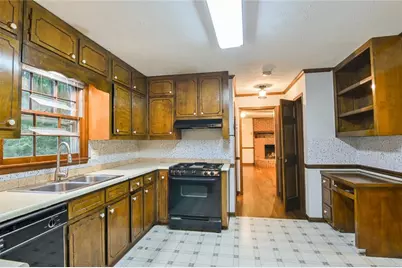 3545 Rock Falls Drive, Snellville, GA 30039 - Photo 17