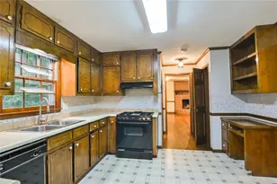 3545 Rock Falls Dr, Snellville, GA 30039 - Photo 17