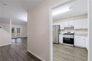 1248 Falling Water Dr SE, Smyrna, GA 30080 - Photo 3