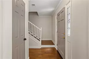 501 Defoors Mill Cir NW, Atlanta, GA 30318 - Photo 5