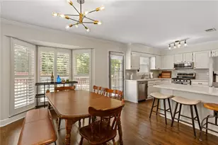 501 Defoors Mill Cir NW, Atlanta, GA 30318 - Photo 11
