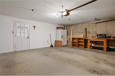 501 Defoors Mill Circle NW, Atlanta, GA 30318 - Photo 33