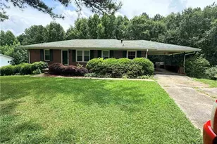 59 James St, Tallapoosa, GA 30176 - Photo 1