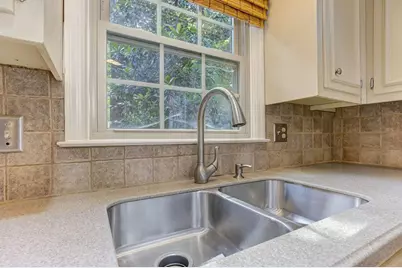 420 Sassafras Lane, Roswell, GA 30076 - Photo 17